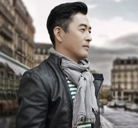 为娶张歆艺丢弃原配,与儿子闹翻的王志飞,后来怎样?
