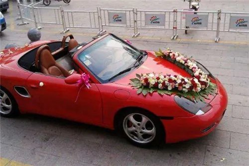 南京婚车租赁价格表2018  结婚租车好还是借车好