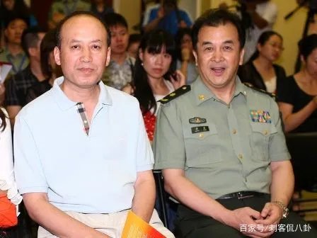 黄宏上午被免职,下午就被带走,如今多年过去了他过得怎么样?