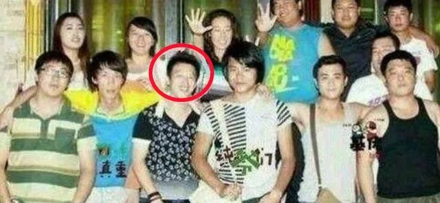 《英雄联盟》的主播小智到底长什么样子?有没有真实的照片?