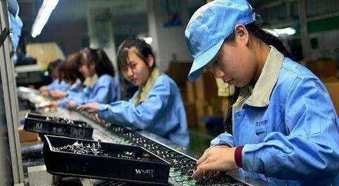 请问漆包线厂是做什么的,和电子厂比哪个工作好点?