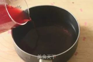 黑森林蛋糕