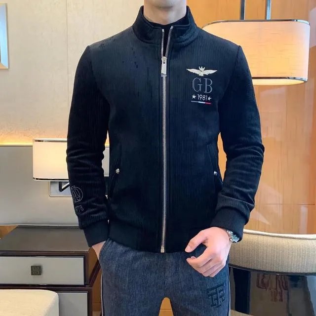 普拉达的服装风格是什么?