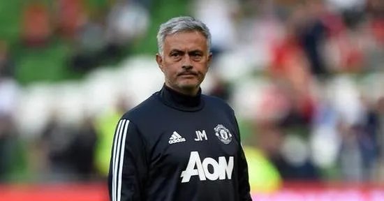 曼联2-0莱斯特城豪取三连胜,曼联表现怎么样?