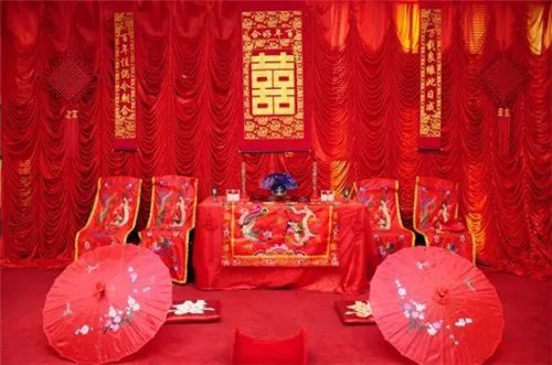 中式婚礼布置图片欣赏 中式婚礼现场怎样布置
