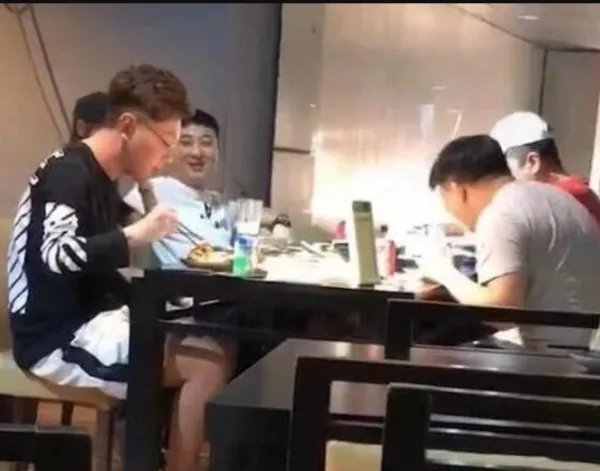 王思聪股权被冻结,他却不屑一顾,270万对于王思聪来说是个什么概念?