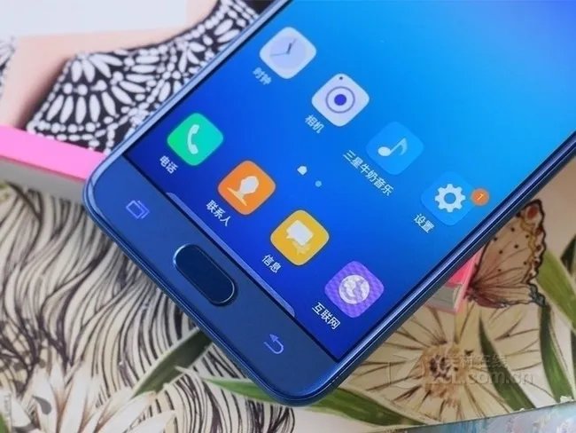 三星GALAXY C5 Pro智能机(4+64G 墨玉黑 双卡双待) 苏宁易购官方旗舰店1799元