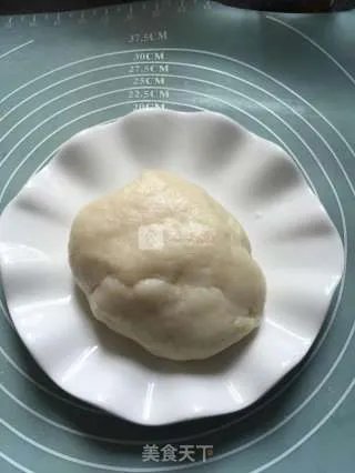 紫薯冰皮月饼