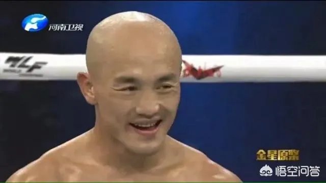 被西提猜KO后,武僧一龙如今在精武门当了评委,你怎么看?