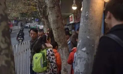 贵州最窄人行道位于哪里?