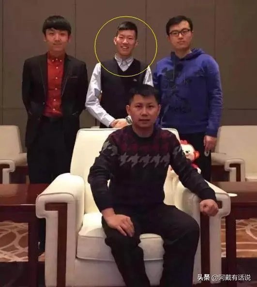 高晓攀、闫佳宝(何云伟的徒弟)已经离开了德云社,为什么还和德云社关系那么好?