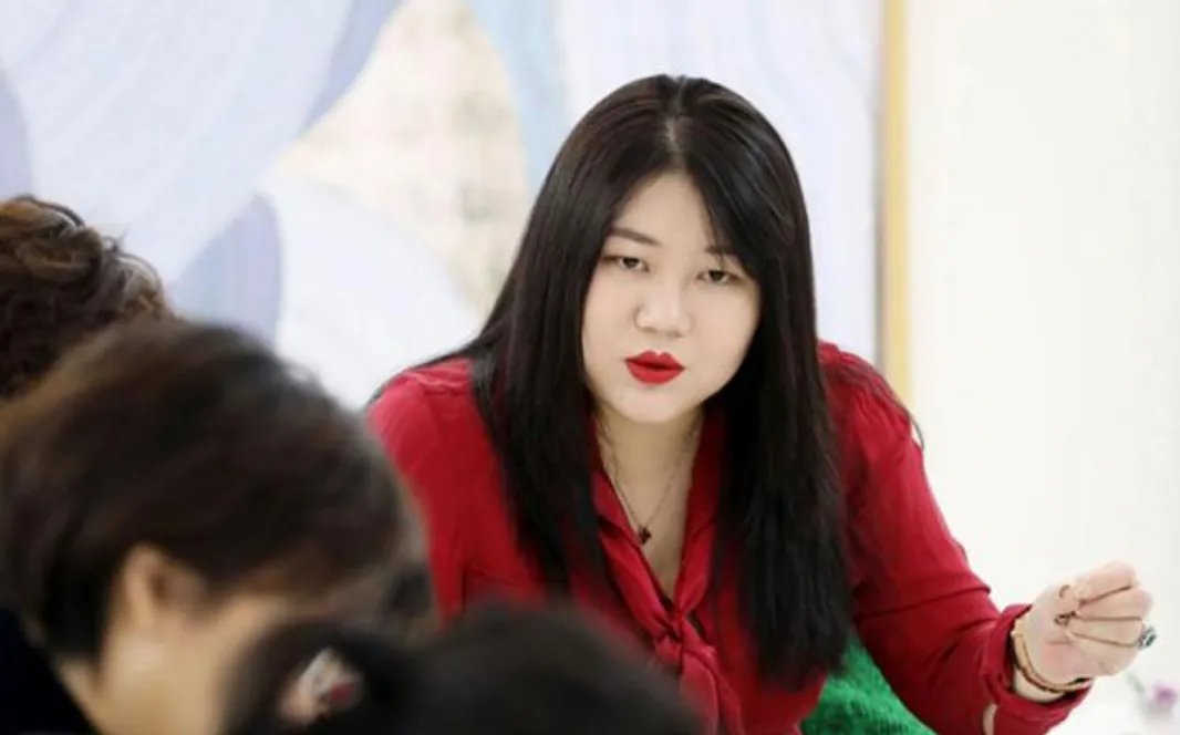 杨天真为什么会反对所有艺人恋情公开?