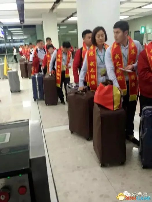 内地赴港旅游大跌 反水客行动恶果显现:凛冬将至