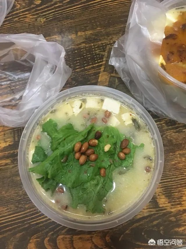 想做小吃生意,是加盟好还是去小吃培训机构学好呢?