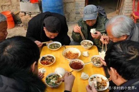 山西大爷发现“怪鸟”,坚持投喂4年,后来怎样了?