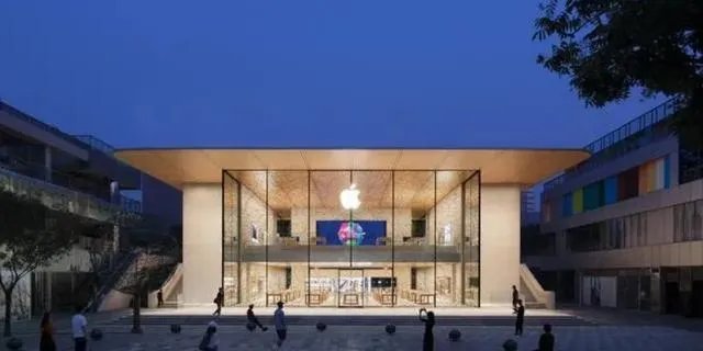 苹果公司：今年新iPhone将推迟数周发布，你还会买苹果吗？