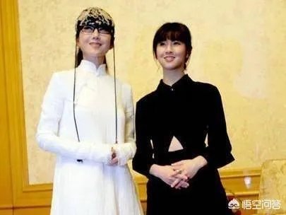 曾经在春晚舞台惊艳众人的小彩旗,现在怎么样了?