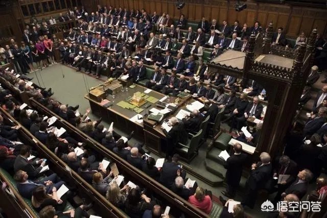 英国议会通过限制硬脱欧决议,大选将提前举行,你认为约翰逊将会成为最短命的首相吗?
