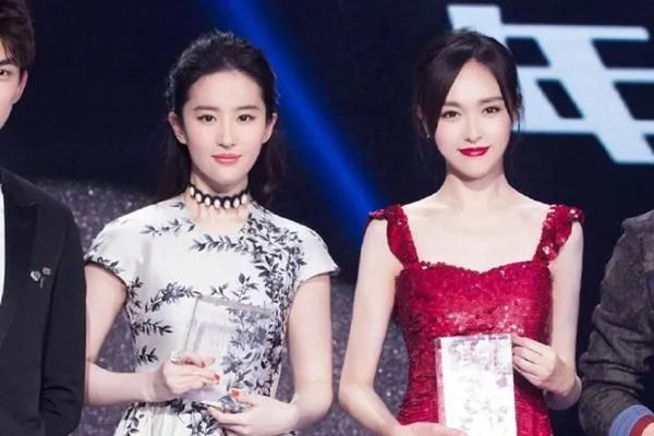 刘亦菲为唐嫣庆生,她们两人的关系如何?