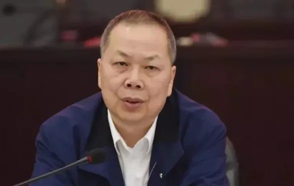 中国铁建集团董事长陈奋健坠楼身亡,背后有何隐情?