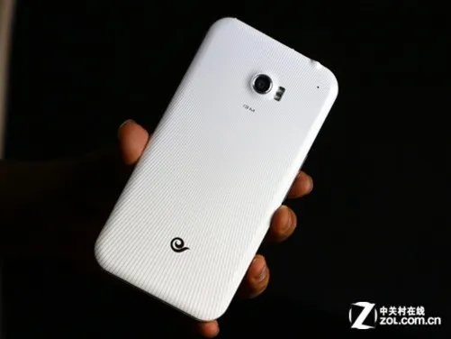 Tegra4商务旗舰 5.9英寸酷派大观4评测