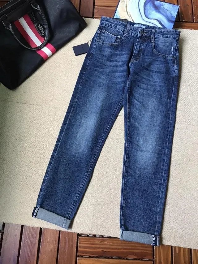 普拉达的服装风格是什么?