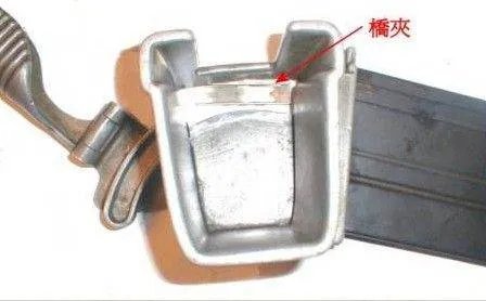 弹夹的装弹器