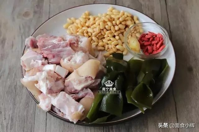 电饭煲能够煲压猪蹄吗?知道的能不能把过程写出来?