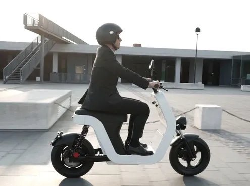 浪漫优雅：感受下来自意大利的ME scooter电动车