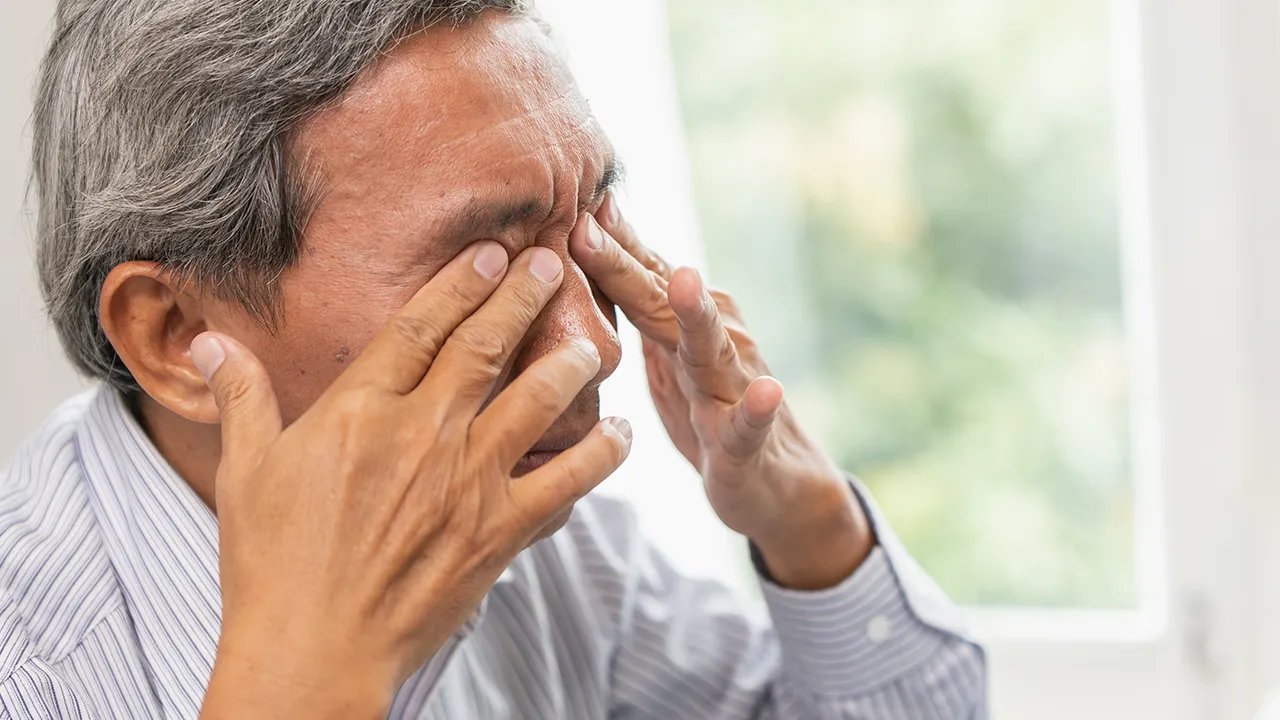 如何防止近视加深