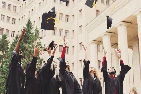 留学生回国认证怎么办理