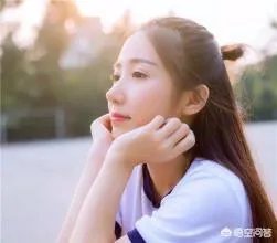 你有没有一个人,分开并不是不爱,后面一直不联系,却隐藏在心中?