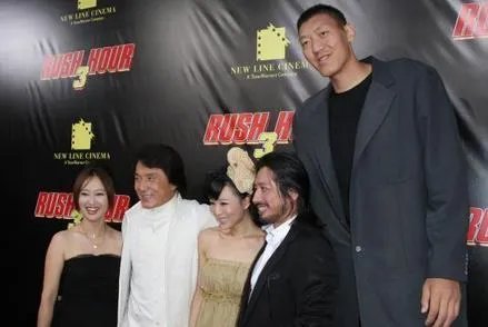孙明明和姚明哪个高