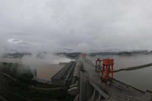 今年入汛以来最大洪水抵达三峡,南方洪灾风险有多高?