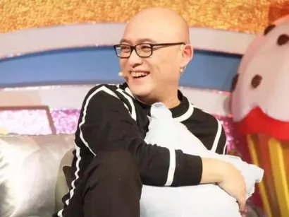 孟非不听劝告坚持爬山,结果导致病情严重,他怎么突然病倒了?