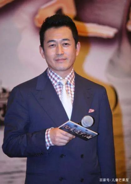 为娶张歆艺丢弃原配,与儿子闹翻的王志飞,后来怎样?