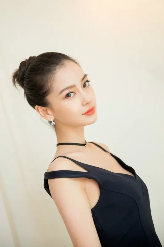 为何杨幂baby刘诗诗倪妮被称为四小花旦？