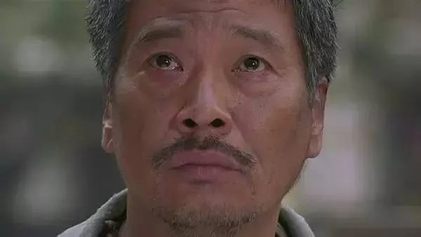 吴孟达曾带一麻袋现金到汶川救助,你欣赏他的品格吗?