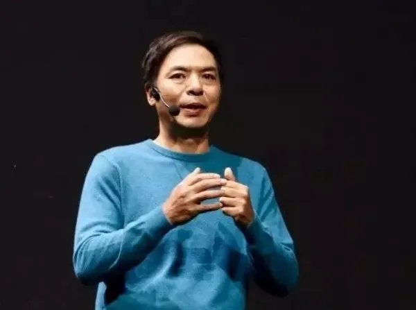 粉笔网张小龙道歉,张小龙骂沈梦辰事件的始末是什么?