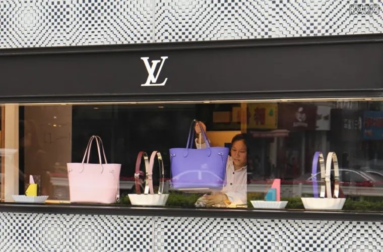 lv钱包多少钱一个 lv品牌包包好货清单