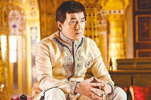 向华强、成龙、曾志伟,这几位香港娱乐圈大佬谁混的更好?
