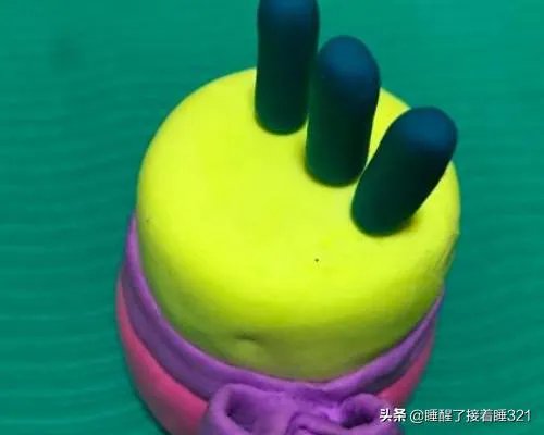 超轻粘土生日蛋糕教程?