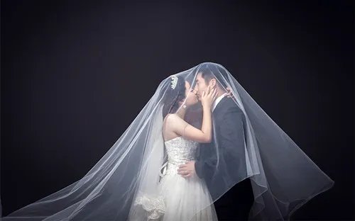 最新婚纱照风格图片2017 拍婚纱照选什么风格好看