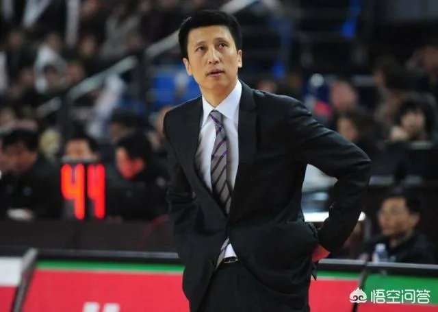 韩德君手掌骨折,出战成疑,辽宁队能不能拿下北京队?