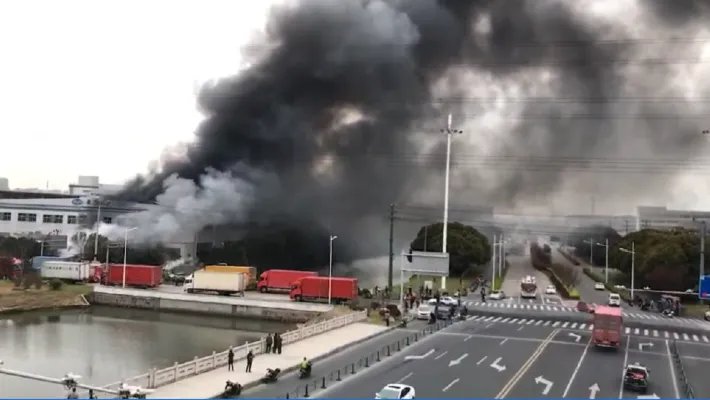 宁波一化工厂深夜发生燃爆，导致爆炸的原因是什么？