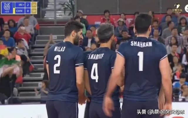 中国男排0:3完败伊朗仍晋级半决赛,如何评价两队全方位差距?