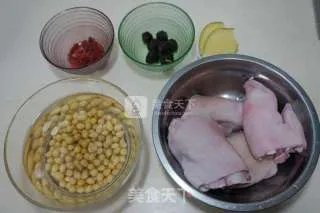 黄豆猪脚汤