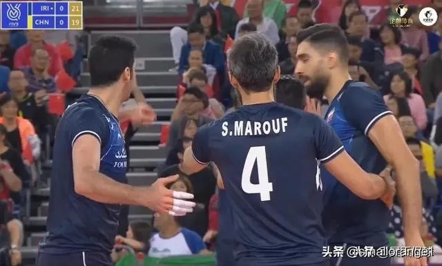 中国男排0:3完败伊朗仍晋级半决赛,如何评价两队全方位差距?