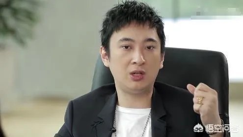 王思聪为什么最近和李易峰走得很近?