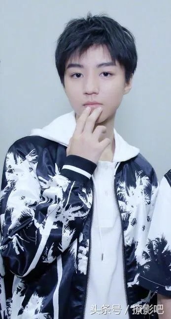 YHboys与TFboys你更喜欢那个组合?
